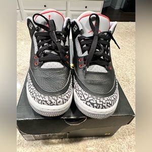 Air Jordan 3 Cement